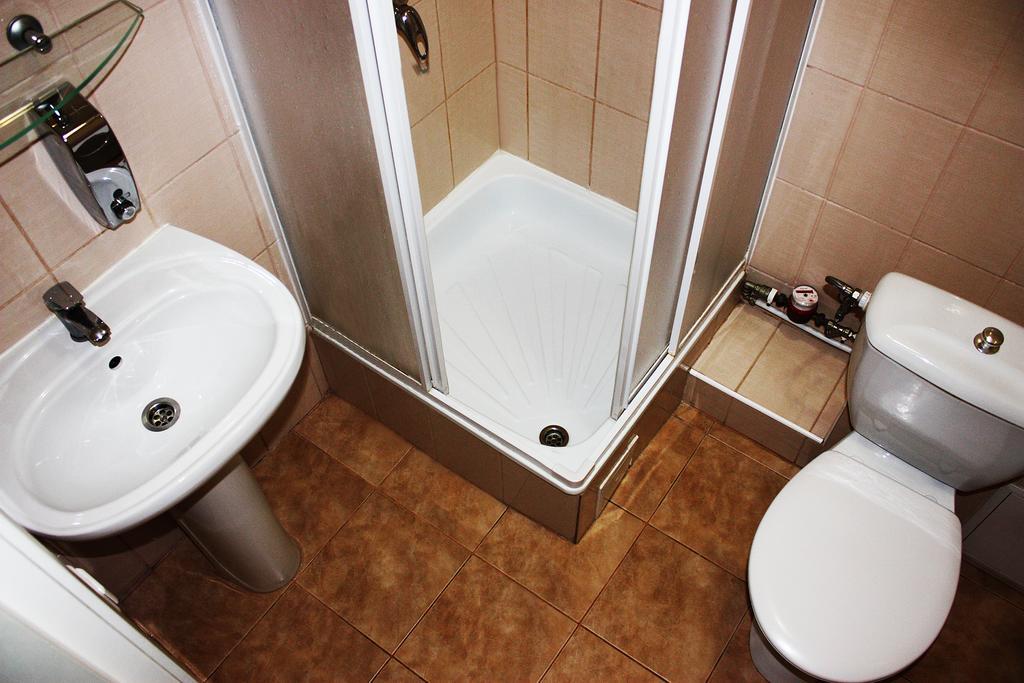 Mini-Hotel On Geroiv Energetykiv Street 18 Kiev Habitación foto