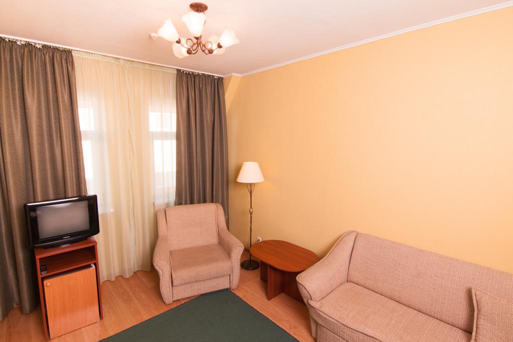 Mini-Hotel On Geroiv Energetykiv Street 18 Kiev Exterior foto