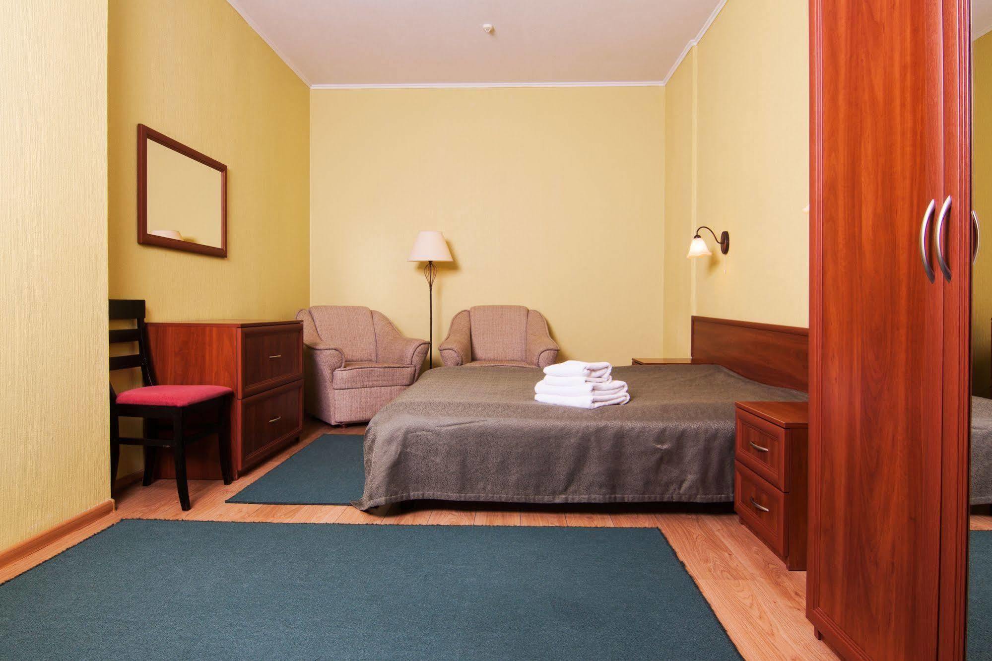Mini-Hotel On Geroiv Energetykiv Street 18 Kiev Exterior foto
