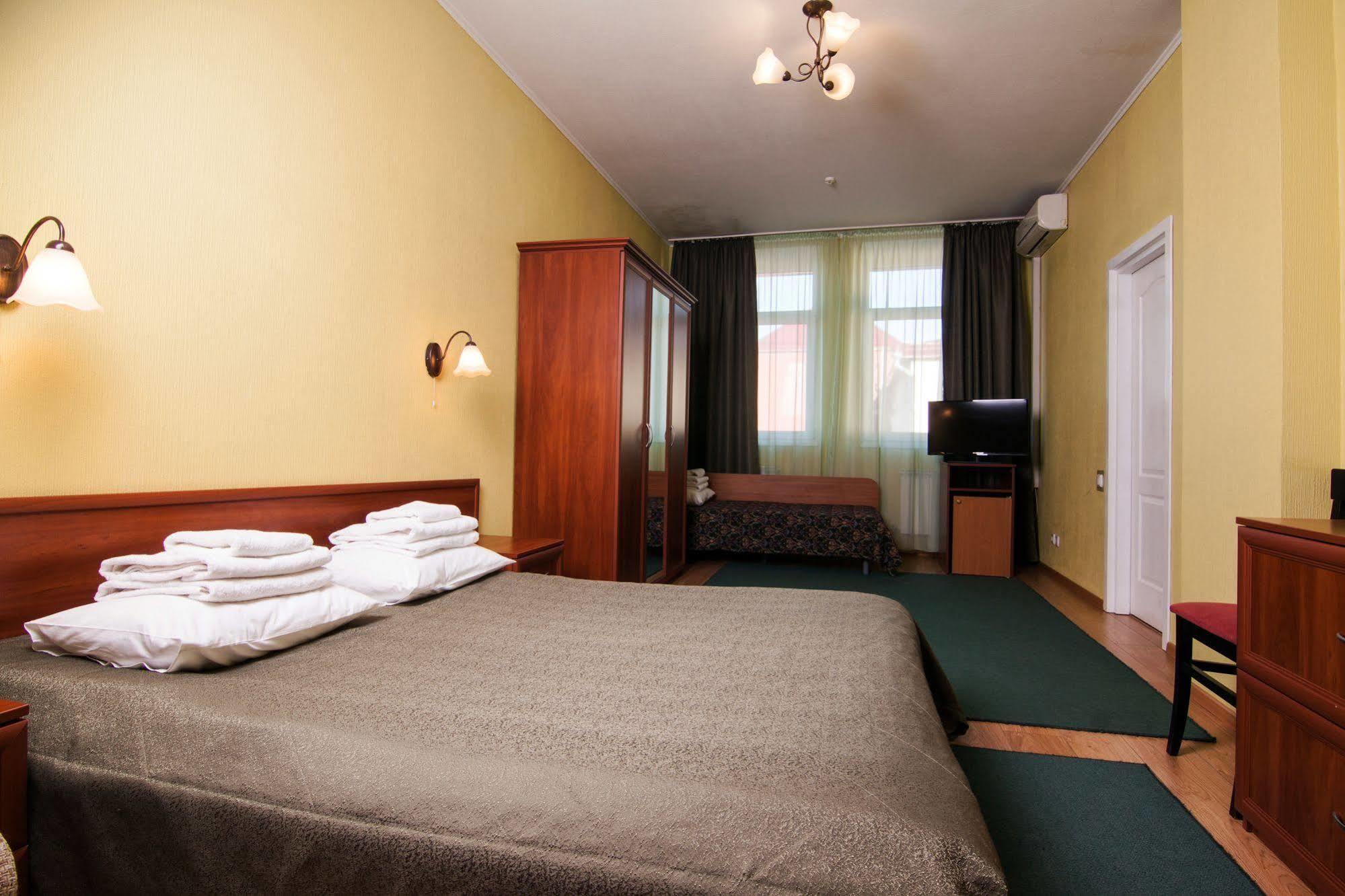 Mini-Hotel On Geroiv Energetykiv Street 18 Kiev Exterior foto