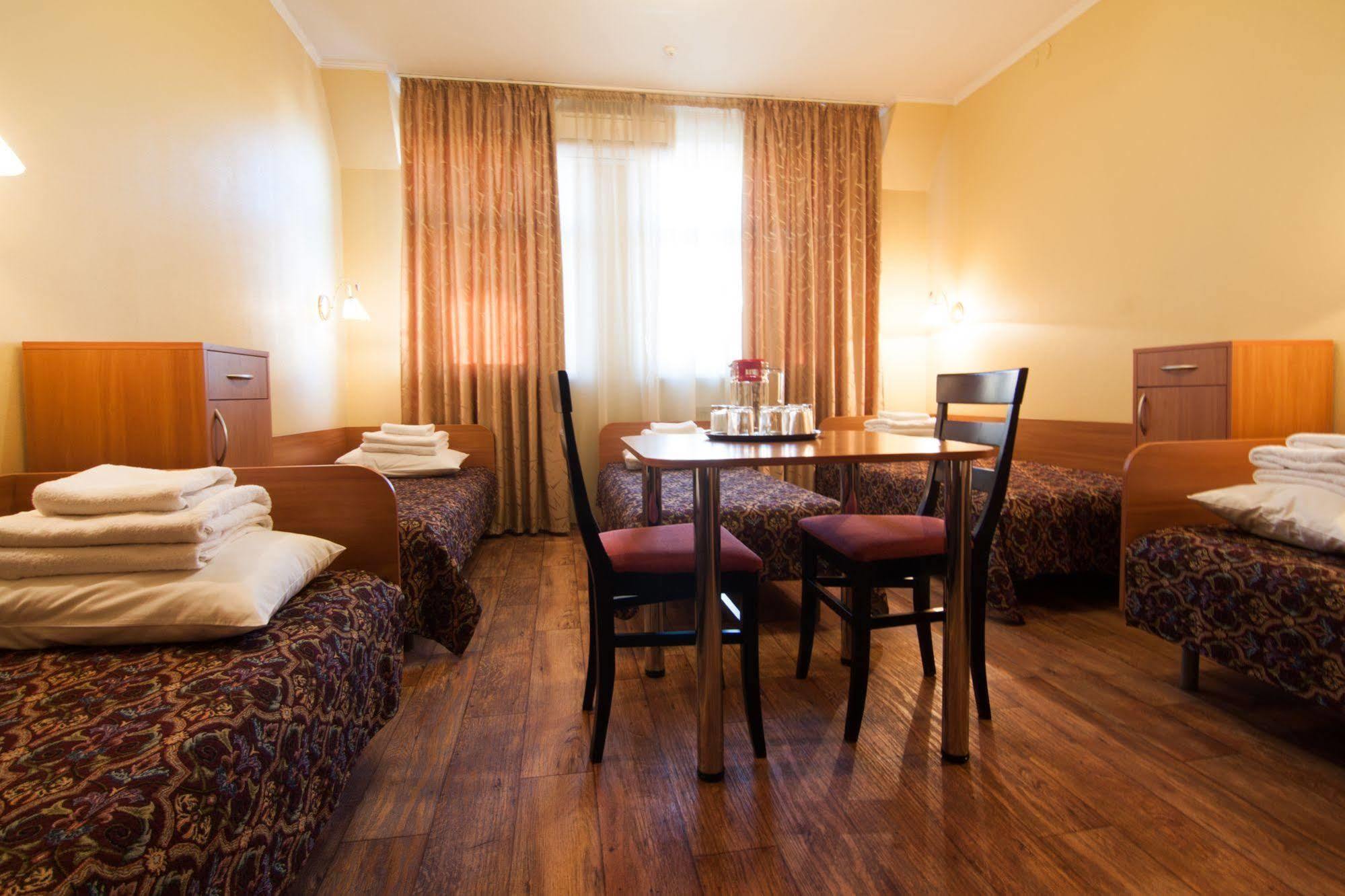 Mini-Hotel On Geroiv Energetykiv Street 18 Kiev Exterior foto