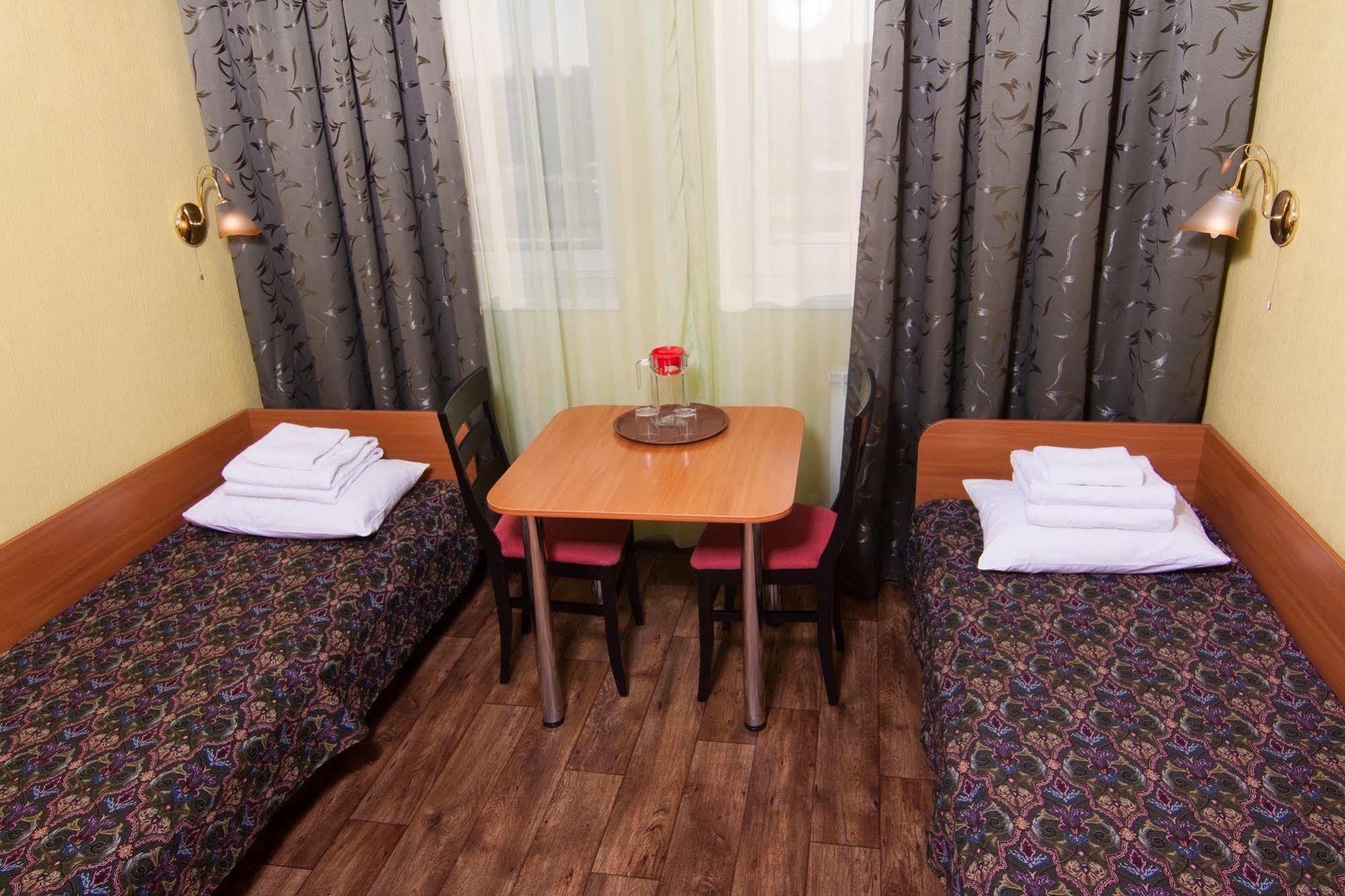 Mini-Hotel On Geroiv Energetykiv Street 18 Kiev Exterior foto