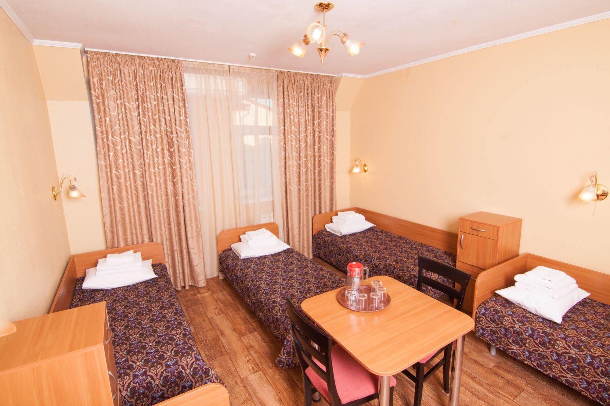 Mini-Hotel On Geroiv Energetykiv Street 18 Kiev Exterior foto